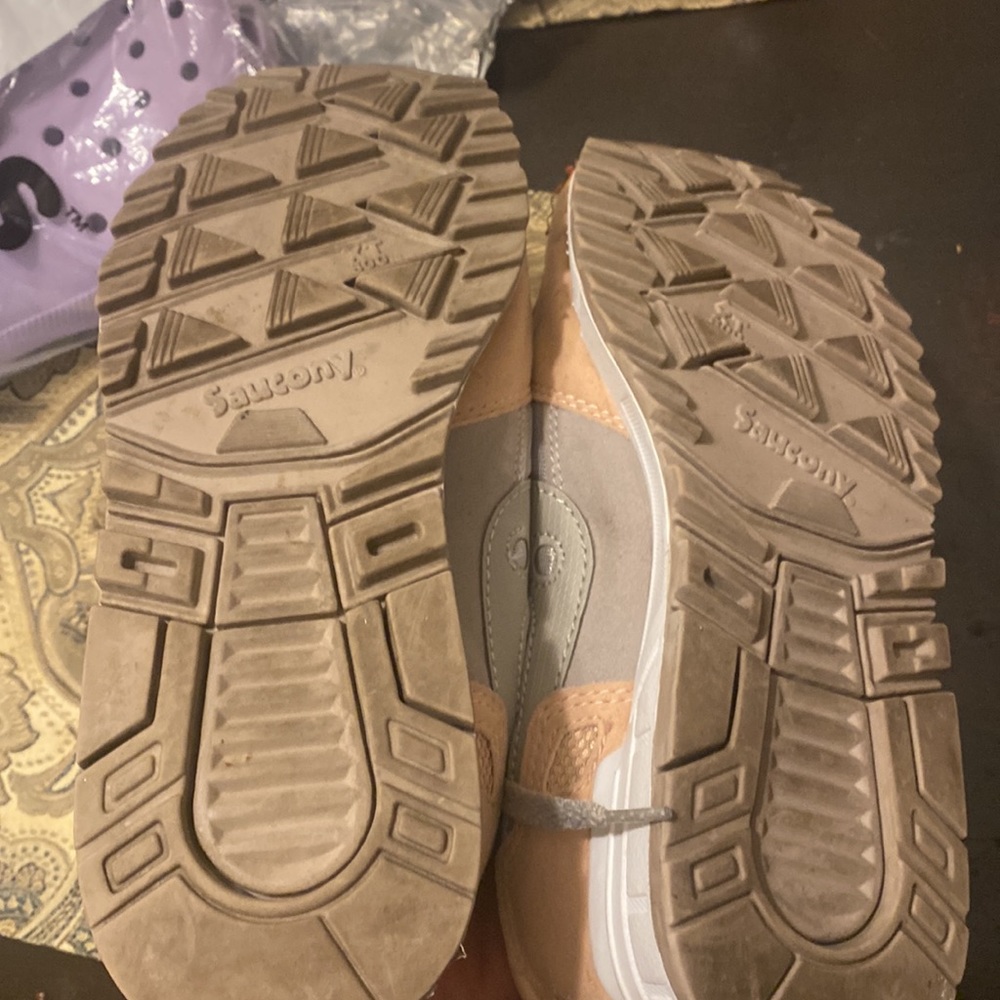 Used saucony - Picture 2 of 2